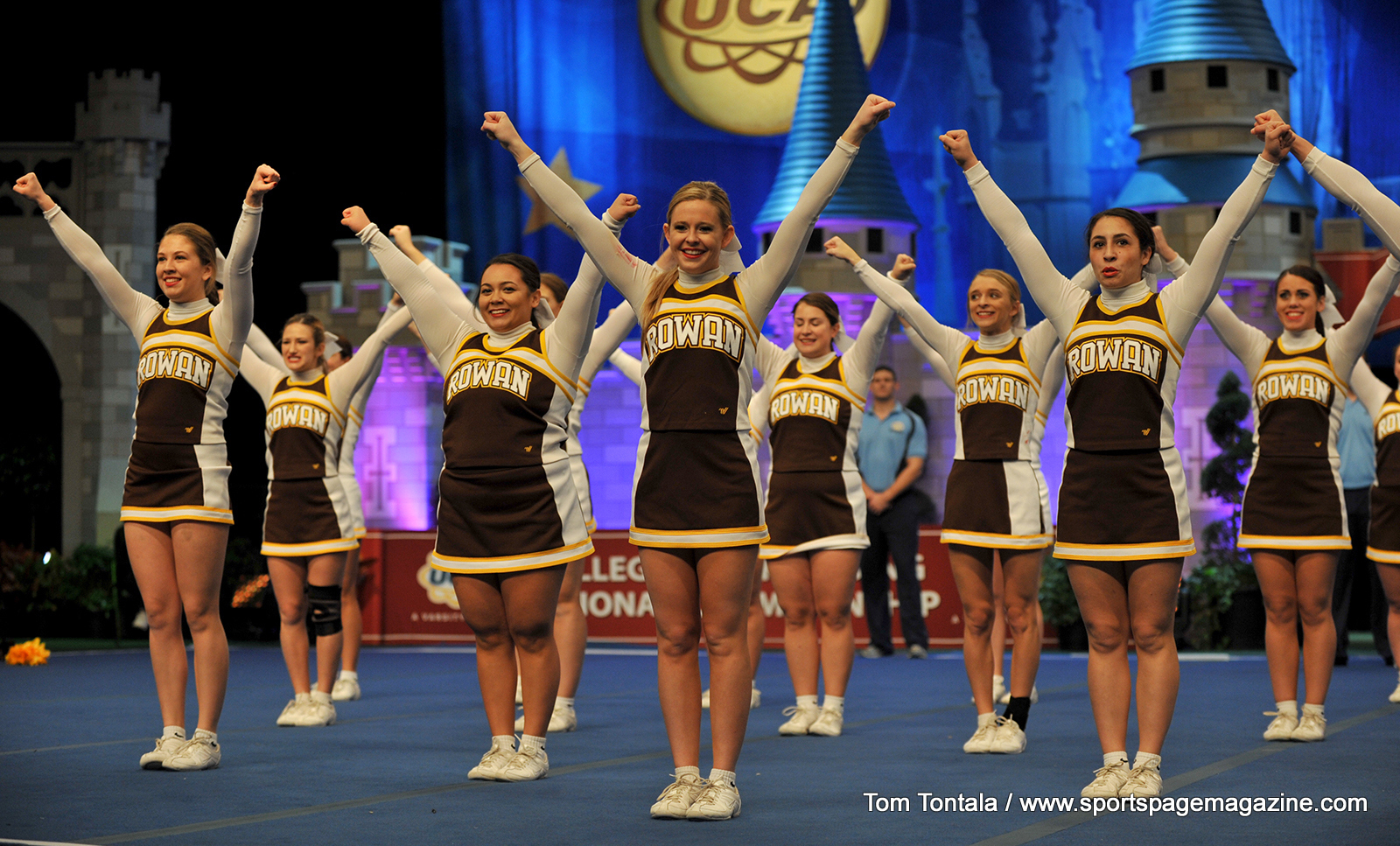 Gallery NCAA Cheerleading: UCA College Championships - Semi Finals